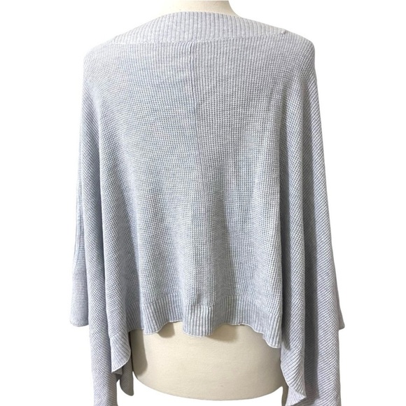 Lululemon Forward Flow Cape Wrap Poncho Cashmere Blend Silver Gray One Size - Picture 6 of 11